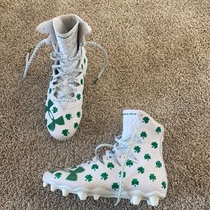 (RARE) Shamrock Under Armor Cleats Size 8
